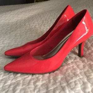 Coral pumps with cushy inner lining!